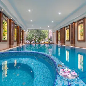 Lion's Garden 4* Budapest